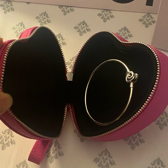 Pandora Heart Shaped Jewelry Box - Picture 4 of 7